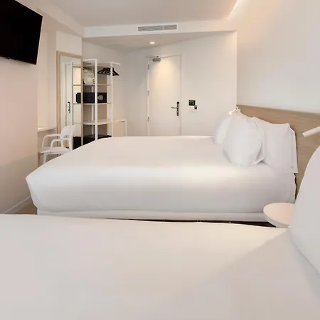 Centro فندق لقنت