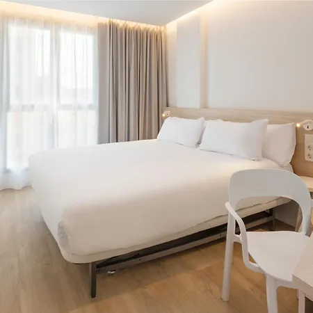 Centro 3* لقنت