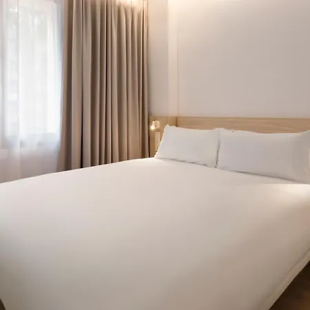 Centro 3* لقنت
